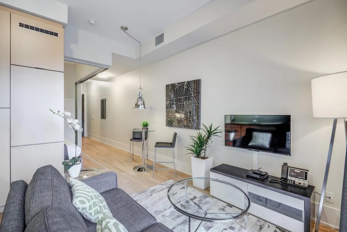Metropolis Loft Apartment Toronto